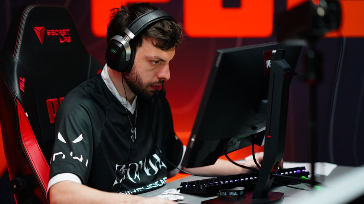 M80 против FlyQuest